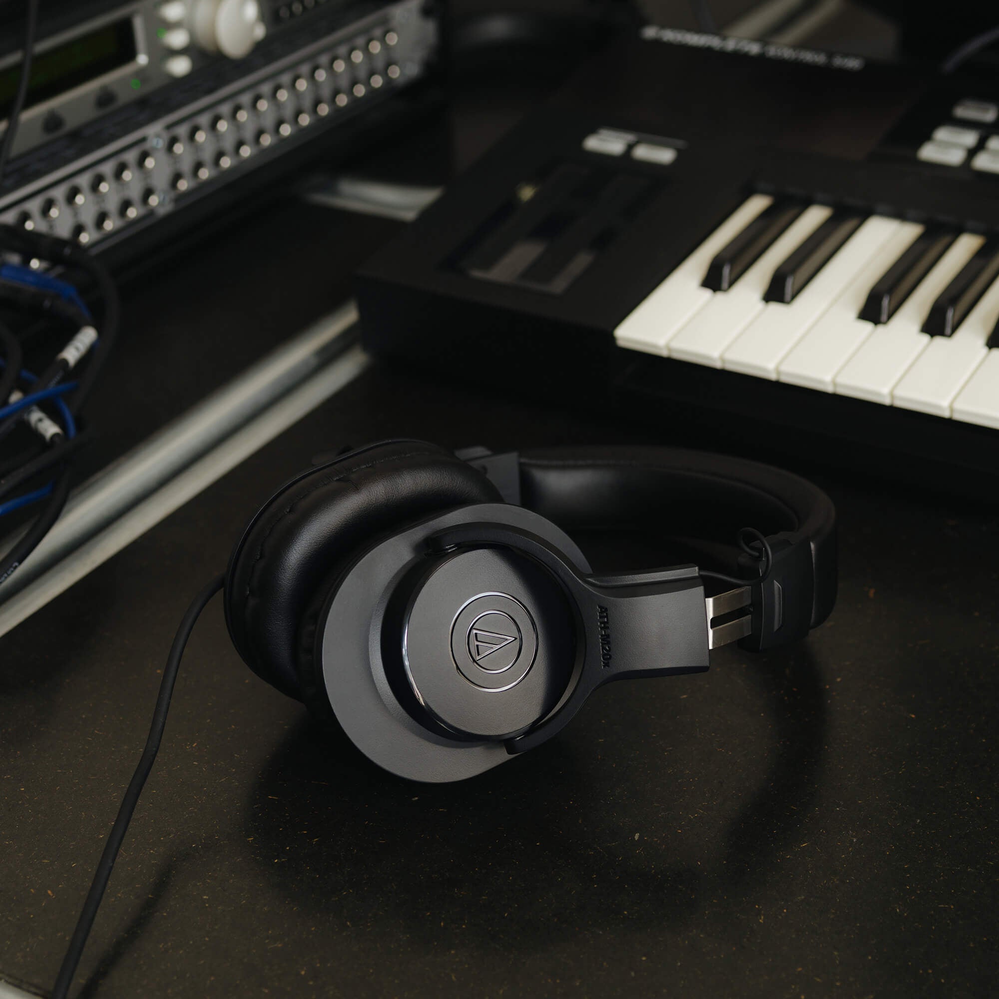 Audio-Technica ATH-M20x – Audífonos profesionales de monitorización